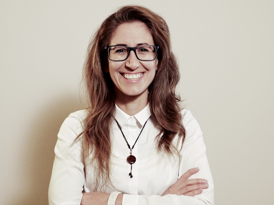 Esra B�se